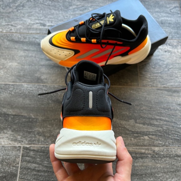 Adidas Ozelia 3 Stripes Yeezy Kanye West Sneakers - Picture 7 of 11